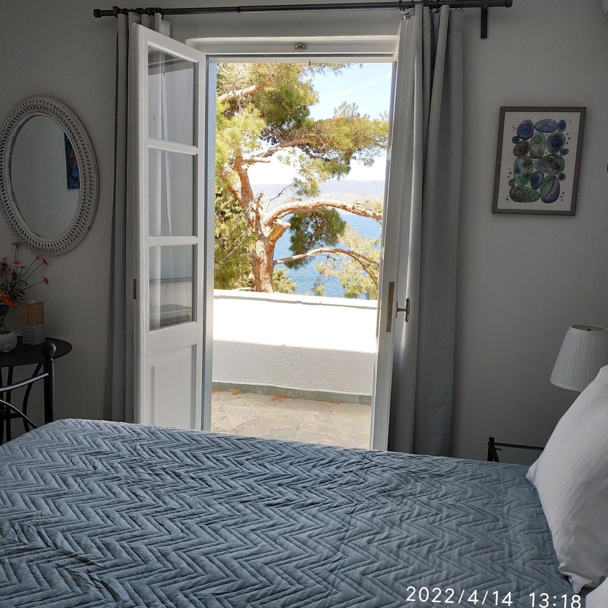 Pine Trees And Sea View Houses In Hydra - Daphne, Chloe, Myrto, Eleni الغرفة الصورة