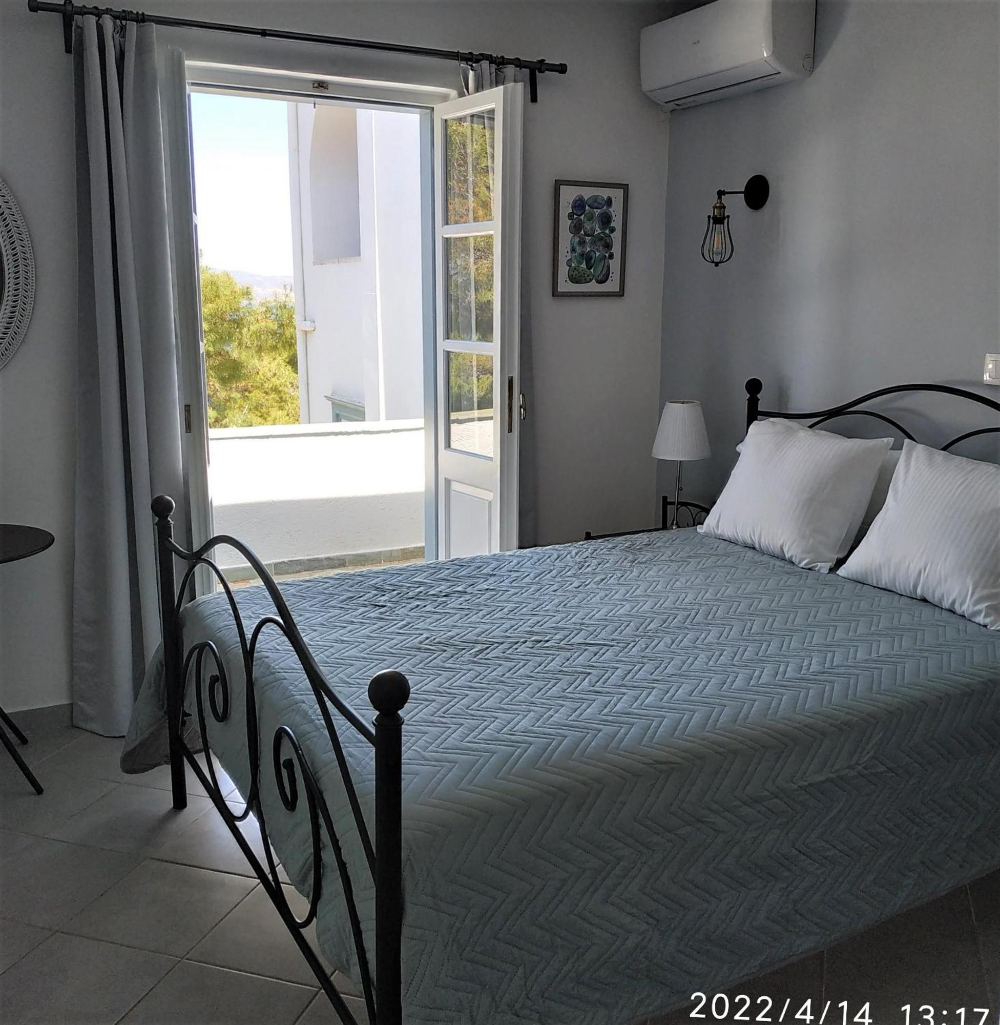 Pine Trees And Sea View Houses In Hydra - Daphne, Chloe, Myrto, Eleni الغرفة الصورة